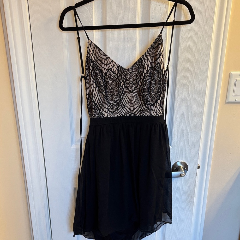 Honey Boutique Black Lace Dress